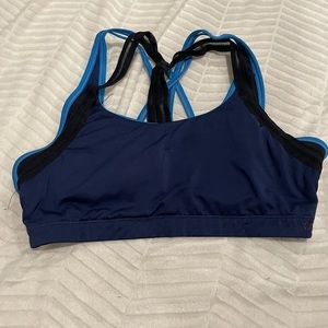 Sports bra